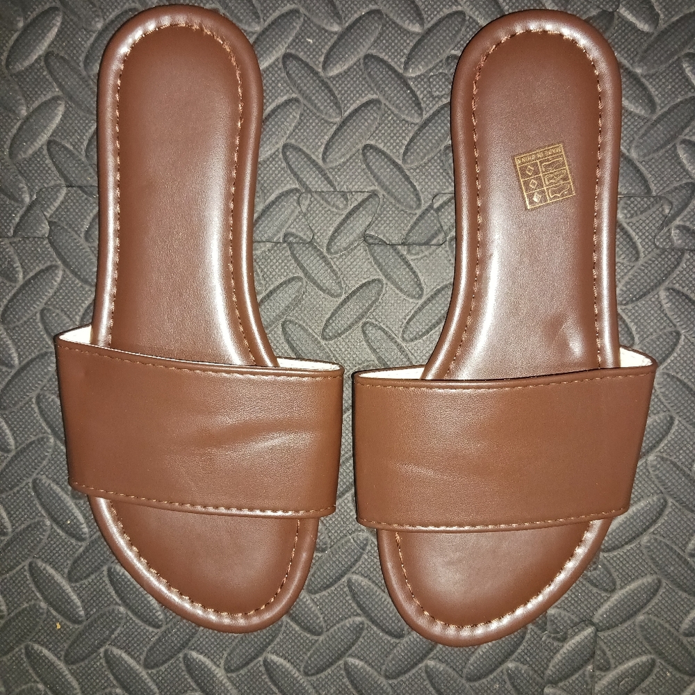 Women Chocolate brown open toeFlat sandals - Picture 2 of 9